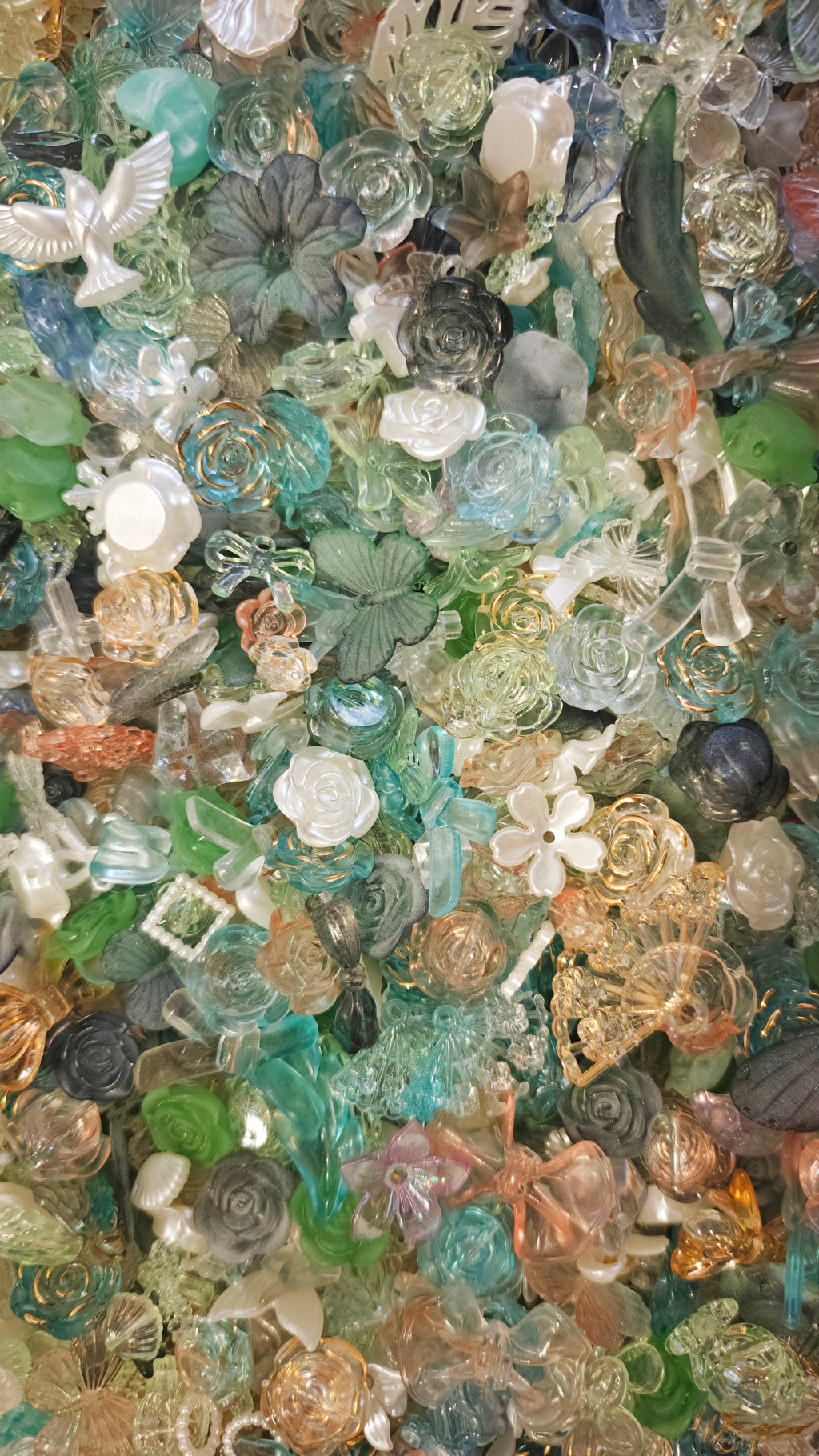 Floral Vintage Gold-Trim Forest Blue & Green Tone Assorted Charms